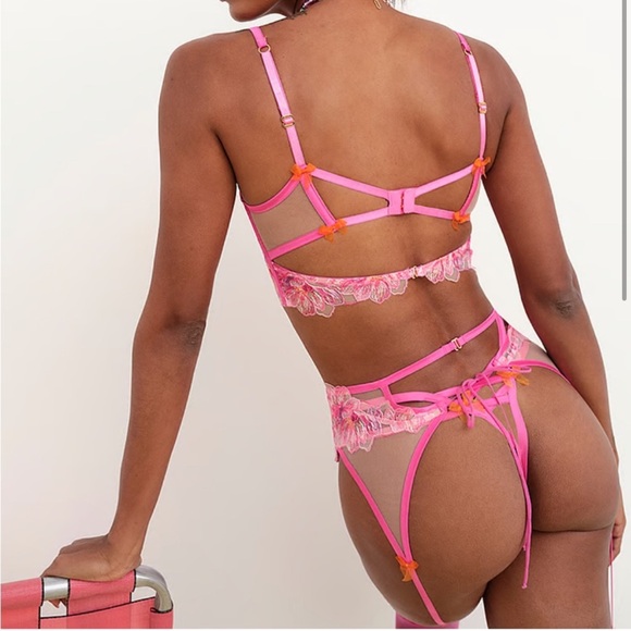 FOR LOVE AND LEMONS HIBISCUS EMBROIDERED GARTER BELT - Picture 4 of 7